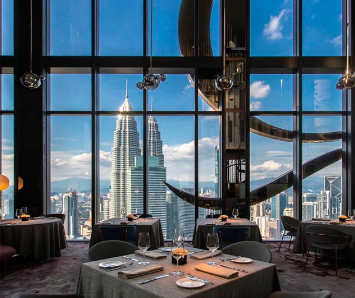 Sky51 Di EQ Lokasi Baharu Makan Malam Mewah Disaksikan Pencakar Langit Terbaik Dunia