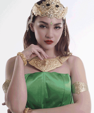 Liya Kebede, Shailene Woodley Ubah Persepsi Puffer & Gaya Pilihan Kami Di Fashion Awards 2019