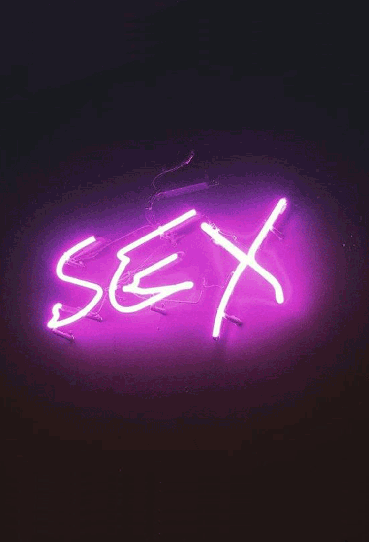 Gunakan ‘Gajet Dewasa’ Semasa Foreplay Untuk Menghangatkan Hubungan Intim