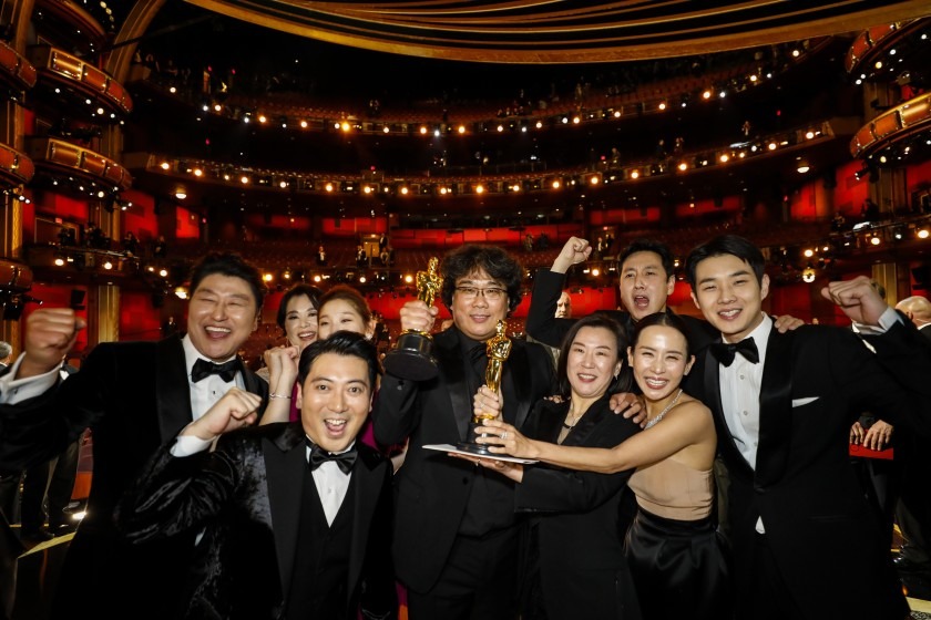 Parasite Menang Best Picture, Bong Joon Ho Lakar Sejarah #Oscars2020