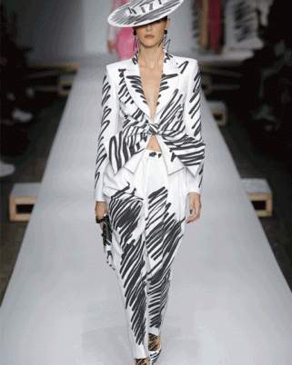 Off White Copy Paste Rekaan Pereka Lain Di PFW 2020?