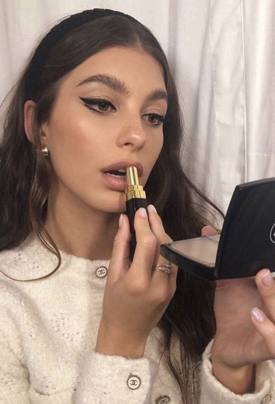 Tip Cantik Mudah Untuk Nampak Bersiap di Kala Zoom Meeting