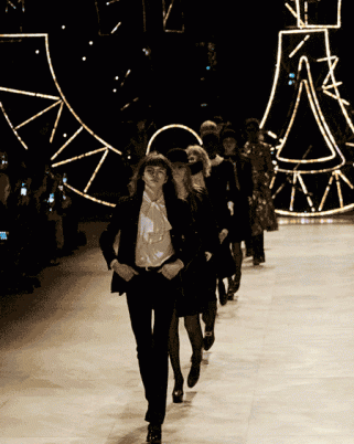 Tone Deaf! Jenama Fesyen Dikutuk Berat Sebelah, Tetapi Memperjuangkan #BLM  🤷‍♂️