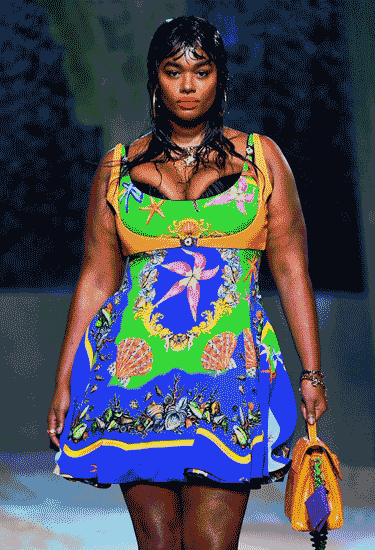 Moschino Seperti Main ‘Rumah-Rumah’, Persembahan Ragam Boneka Untuk S/S 2021