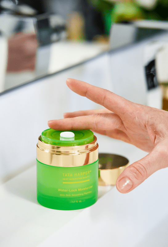 Tata Harper Lancar Water-Lock Moisturizer, Pelembap Wajah Pilihan Kami!