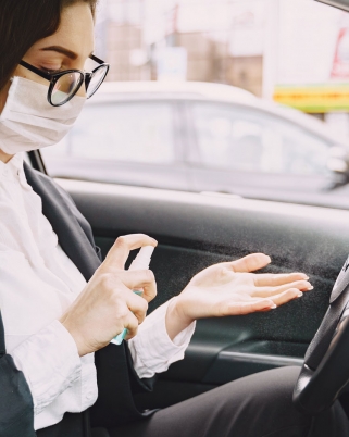 Tinggal Hand Sanitiser Dalam Kereta: Boleh Guna Atau Tidak Berkesan?