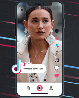 Danielle Bernstein Paling Dibenci Di TikTok & ‘Tutup’ Komen?!