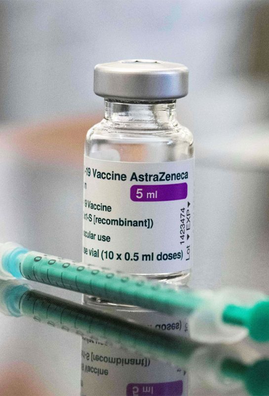 Vaksin AstraZeneca COVID-19: Semua Yang Kamu Perlu Tahu