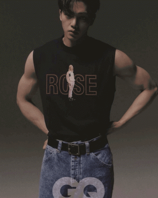 Gambar-gambar Song Kang B Untuk GQ Korea Menyelamatkan Dunia