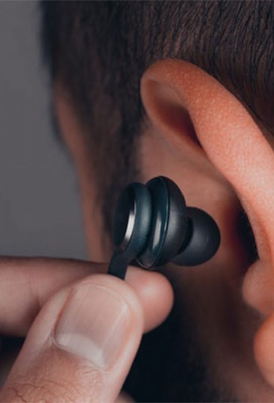 Earphone Atau Headphone: Yang Mana Lebih Baik Untuk Telinga?