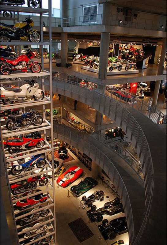 Elak Bayar Cukai Kereta, Tempat Golongan ‘Kayangan’ Singapura Sorok