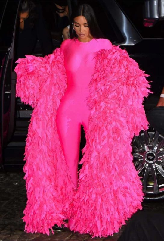 Kim K Loves Balenciaga: Kerap Muncul di NY Menyarung Jenama Ini