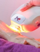 Eksklusif! Premier The Gray Man & Carrera Three Hands Di Bangkok