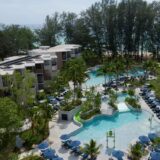 Temui Resort Eksklusif Tersembunyi di Pantai Phuket yang Menjanjikan Pengalaman Unik!