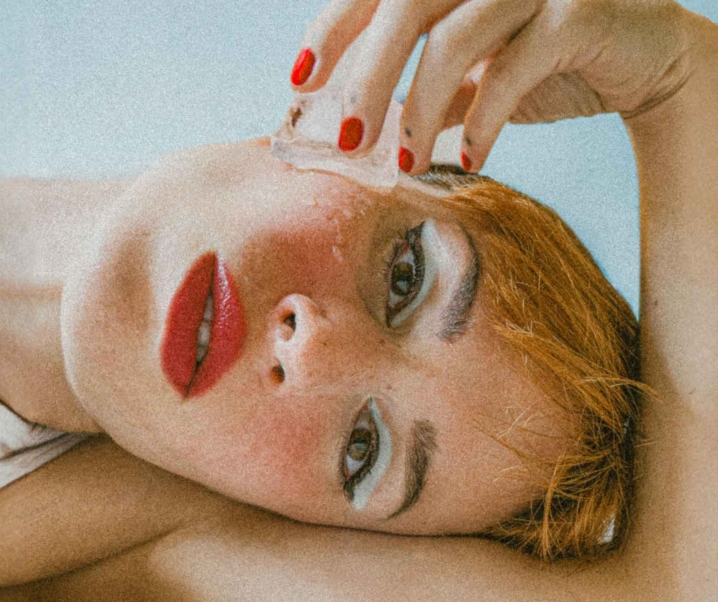 Rahsia Kulit Segar: Manfaat Guna Ais dalam Rutin Skincare