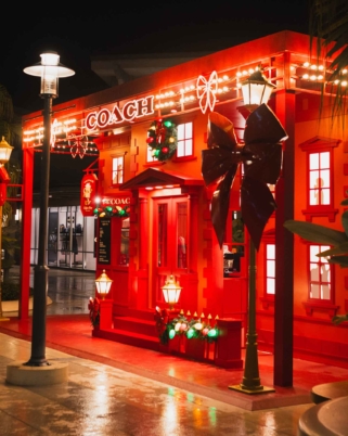 Coach Holiday Pop-Ups: Pengalaman Percutian Akhir Tahun yang Penuh Gaya dan Keceriaan!