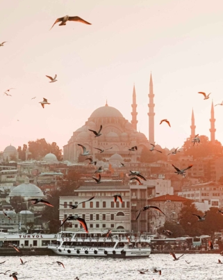 Istanbul: Persimpangan Dua Benua, Satu Kota Penuh Cerita