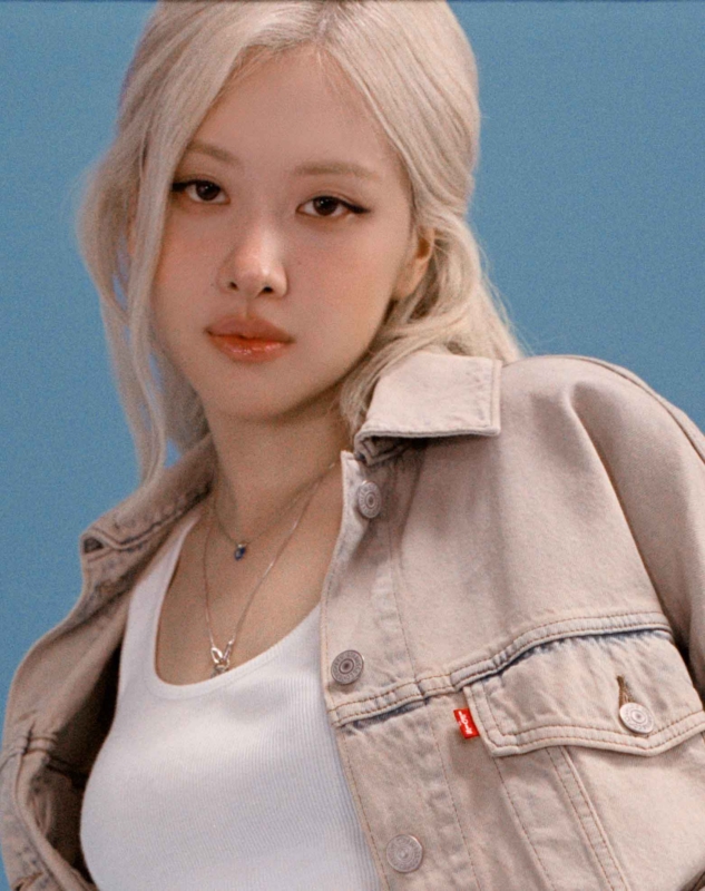 3 Cara Menggayakan Levi’s® Loose Prep, Ikut Gaya ROSÉ